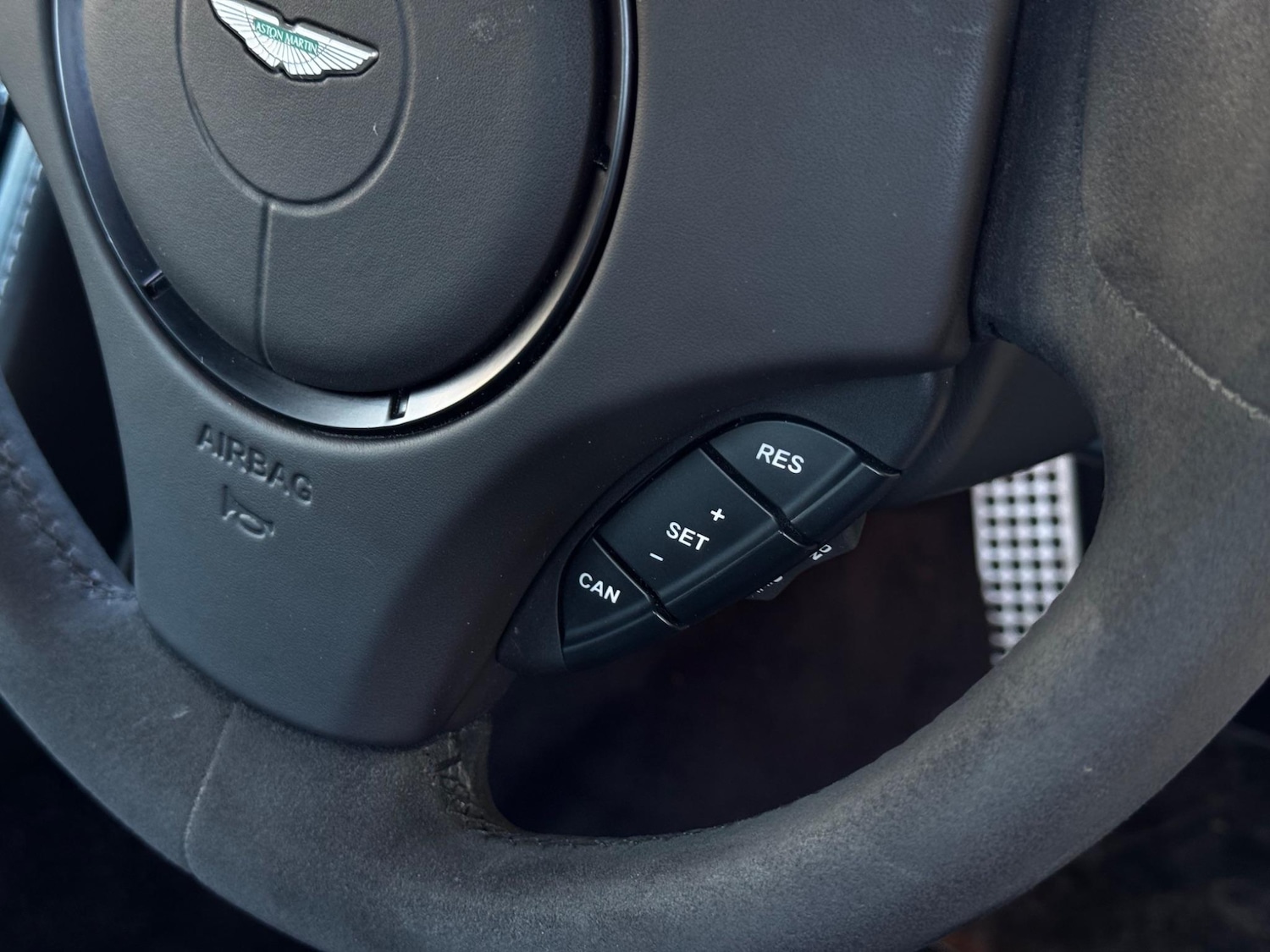 Used Aston Martin Vantage 2012 for sale - 76561965: Photo 28