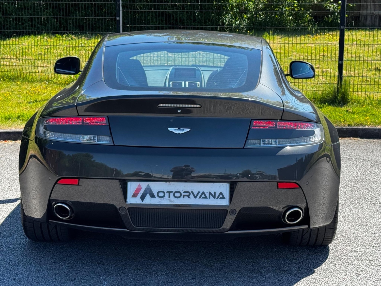Used Aston Martin Vantage 2012 for sale - 76561965: Photo 5