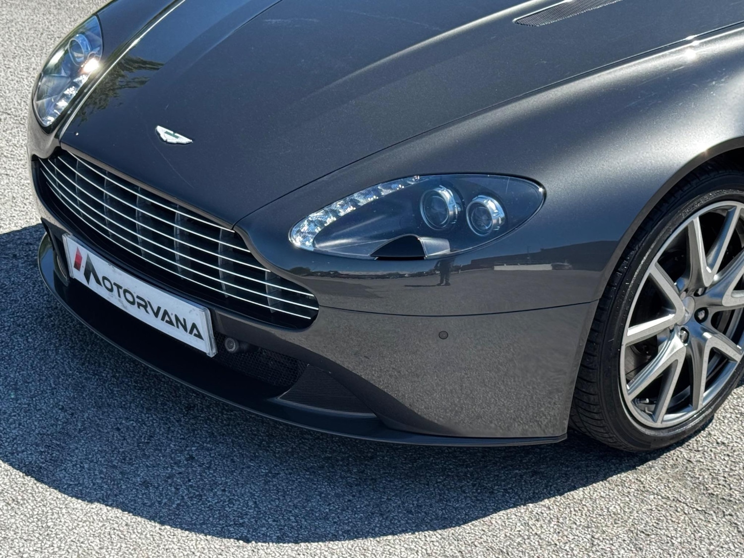Used Aston Martin Vantage 2012 for sale - 76561965: Photo 57