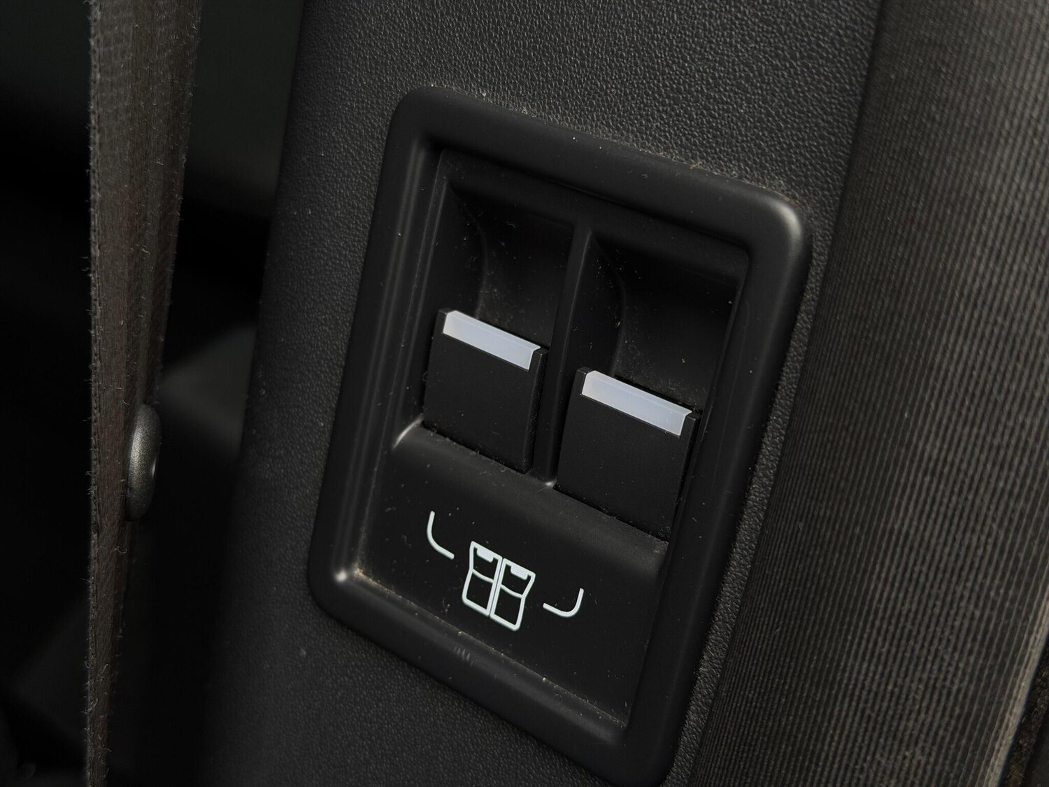 Used Land Rover Discovery 2018 for sale - 76561727: Photo 23