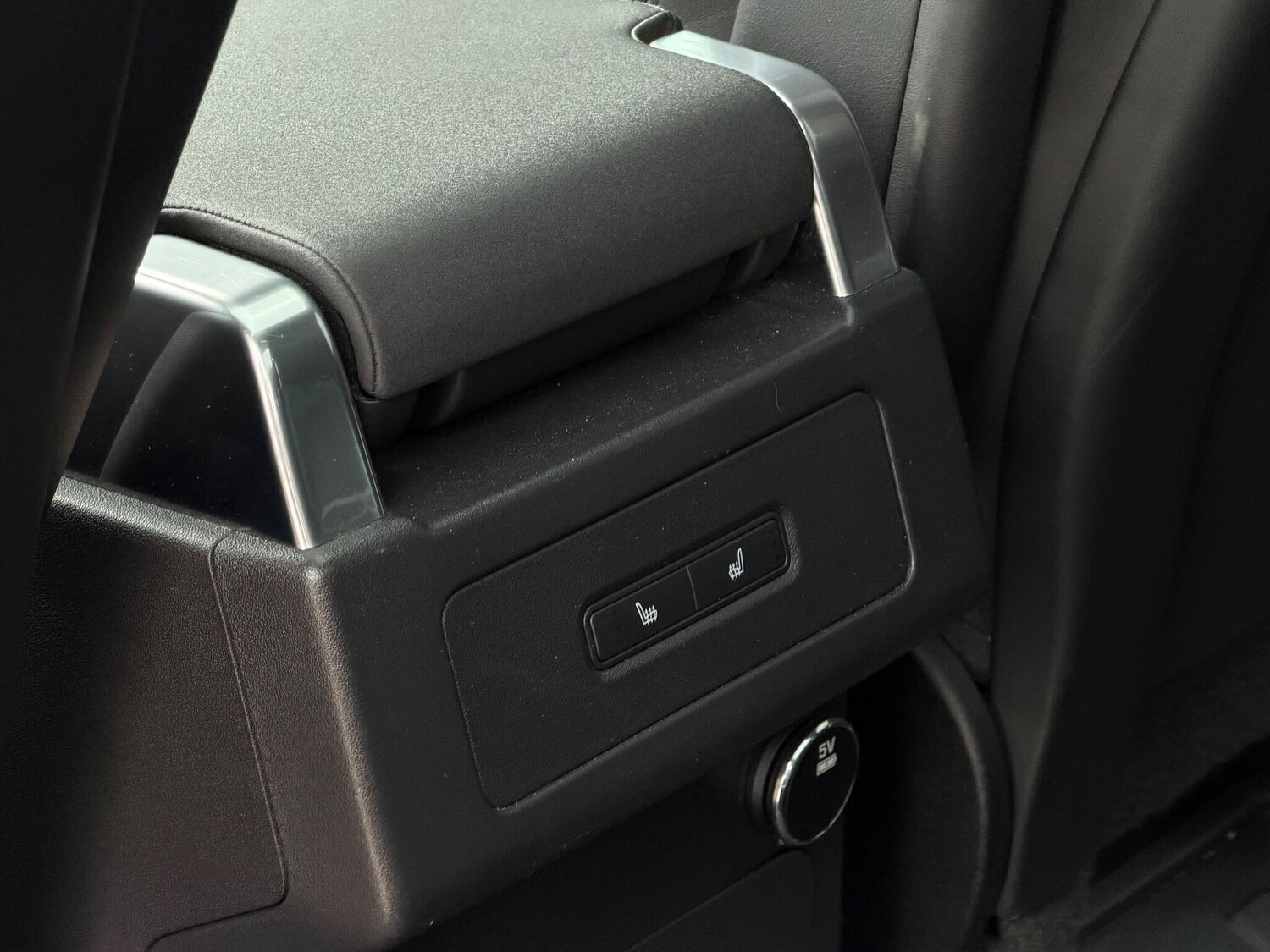 Used Land Rover Discovery 2018 for sale - 76561727: Photo 28