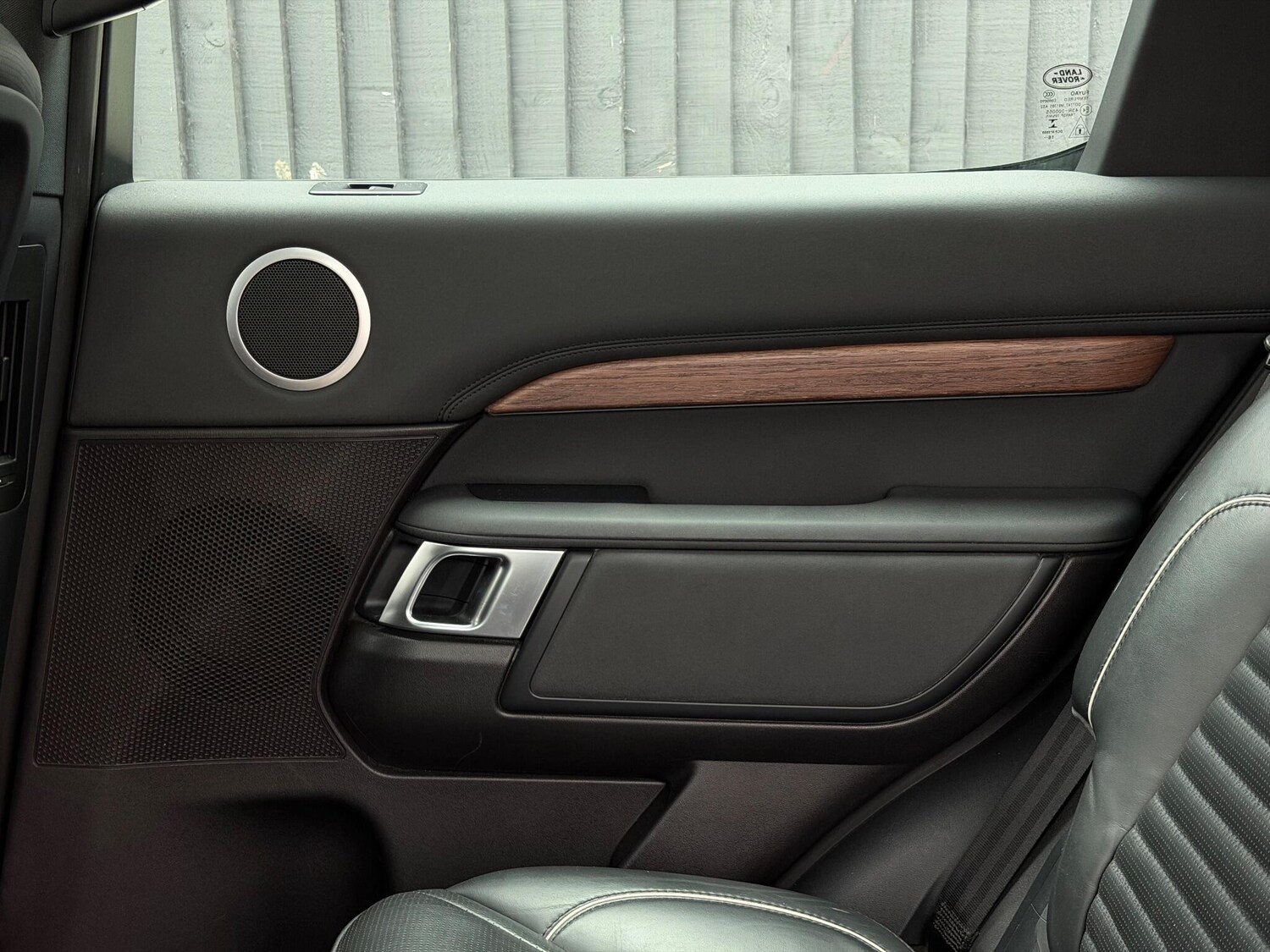 Used Land Rover Discovery 2018 for sale - 76561727: Photo 29