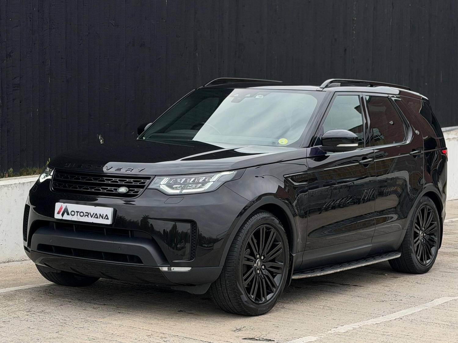 Used Land Rover Discovery 2018 for sale - 76561727: Photo 32