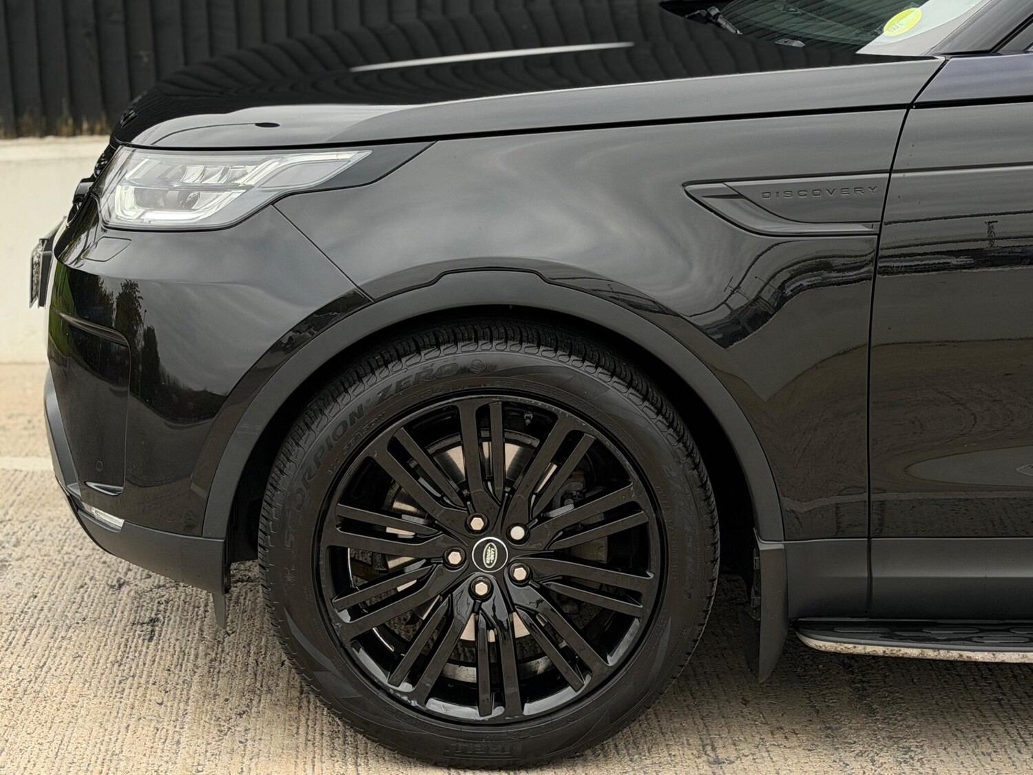 Used Land Rover Discovery 2018 for sale - 76561727: Photo 34