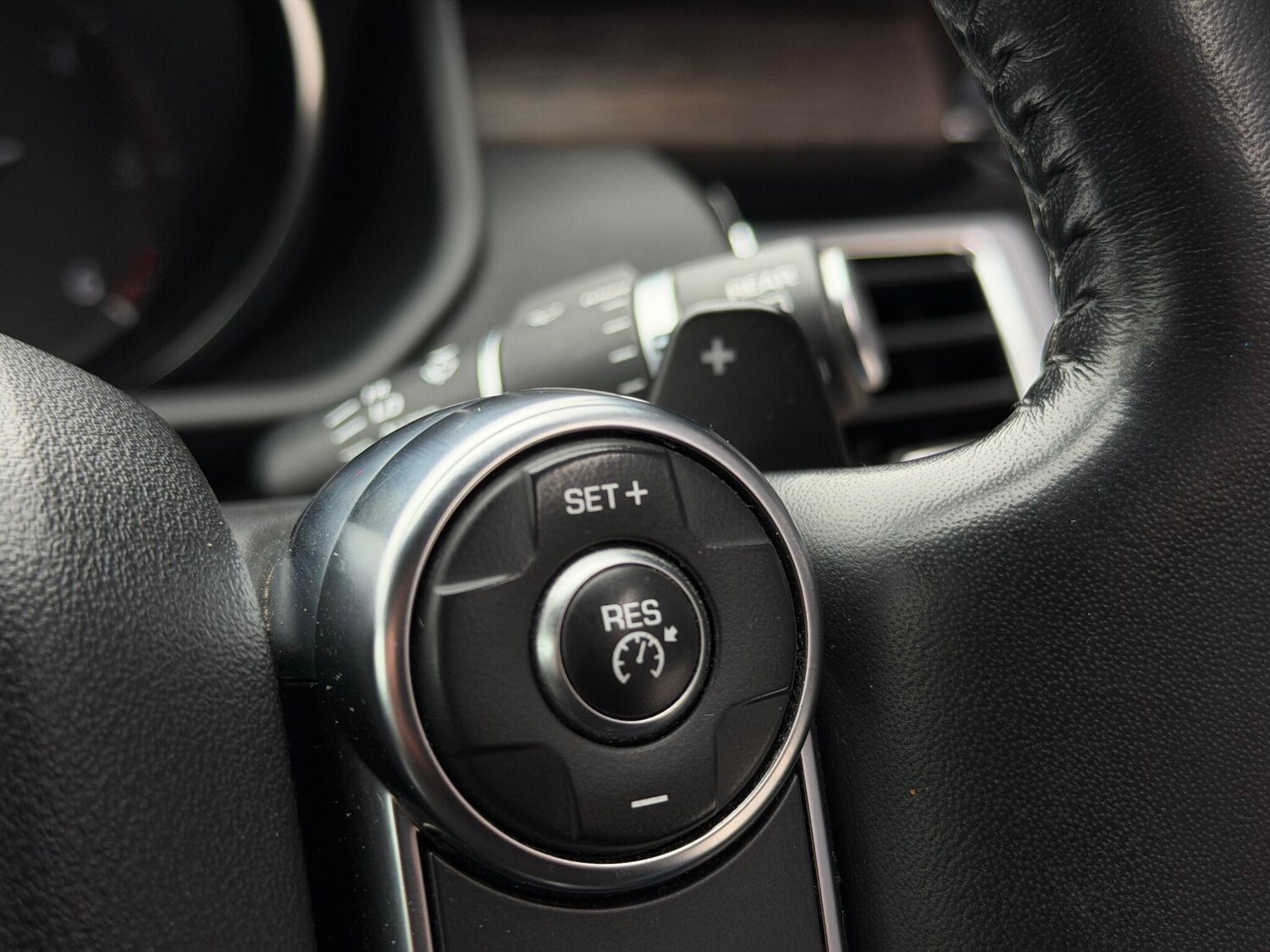 Used Land Rover Discovery 2018 for sale - 76561727: Photo 53