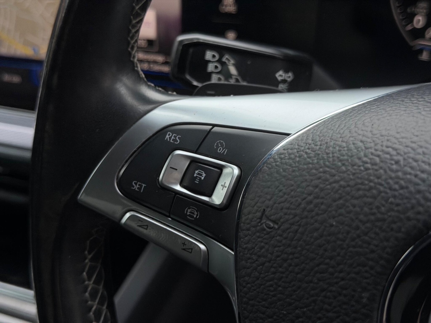 Used Volkswagen Touareg 2018 for sale - 77478517: Photo 30