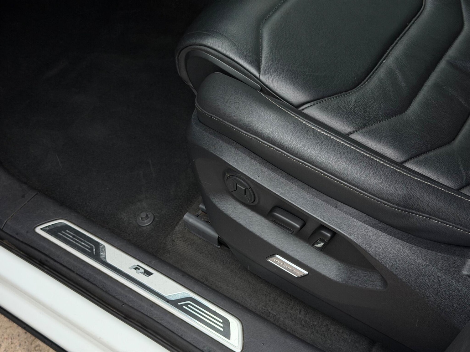 Used Volkswagen Touareg 2018 for sale - 77478517: Photo 46