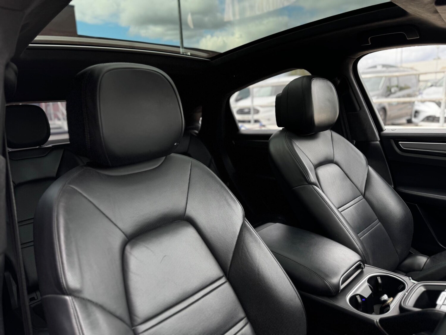 Used Porsche Cayenne 2019 for sale - 77633531: Photo 22