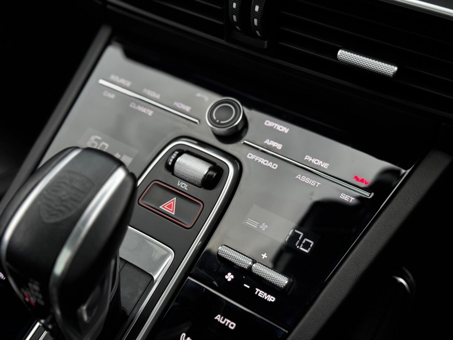 Used Porsche Cayenne 2019 for sale - 77633531: Photo 34