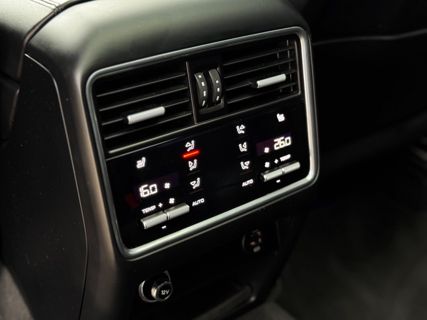 Used Porsche Cayenne 2019 for sale - 77633531: Photo 43