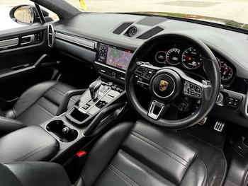 Used Porsche Cayenne 2019 for sale - 77633531: Photo