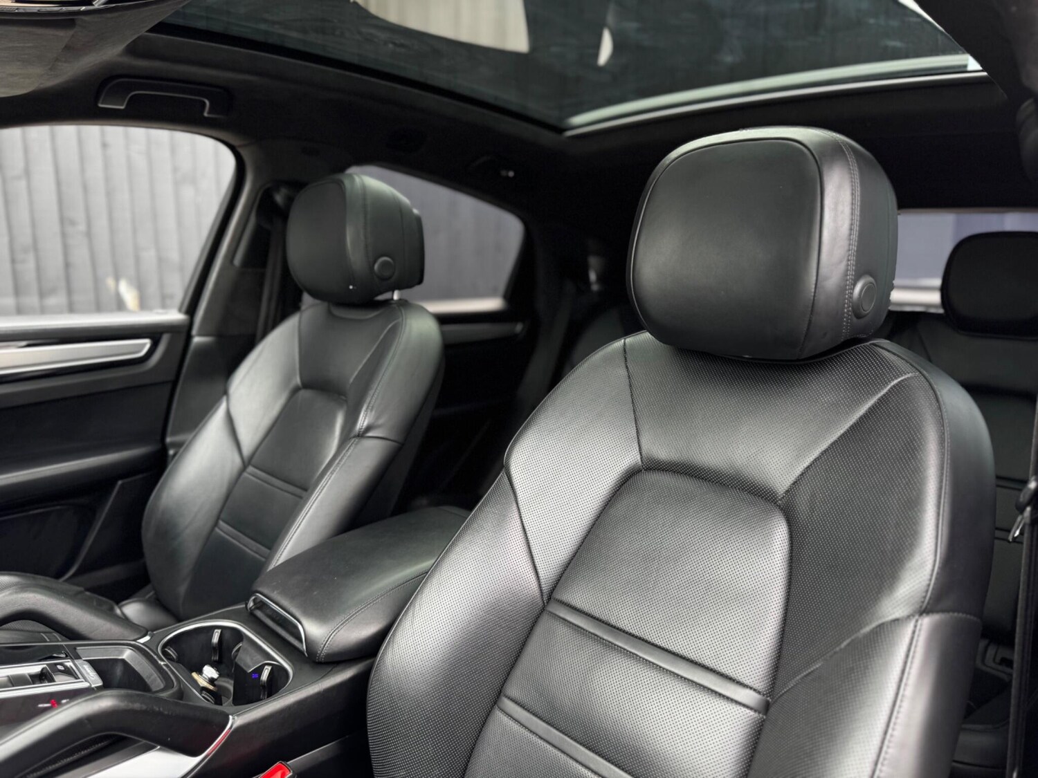 Used Porsche Cayenne 2019 for sale - 77633531: Photo 62