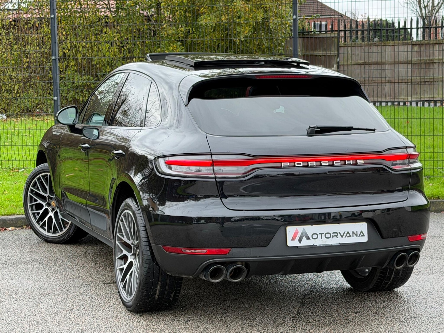 Used Porsche Macan 2019 for sale - 76560914: Photo 2