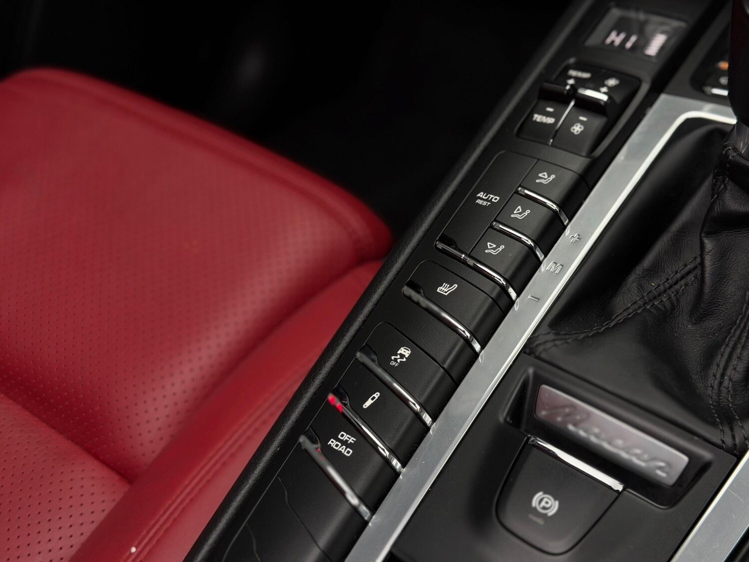 Used Porsche Macan 2019 for sale - 76560914: Photo 30