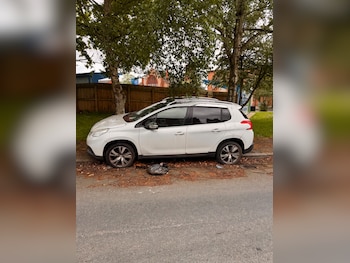 Used Peugeot 2008 2015 for sale - 78684397: Photo
