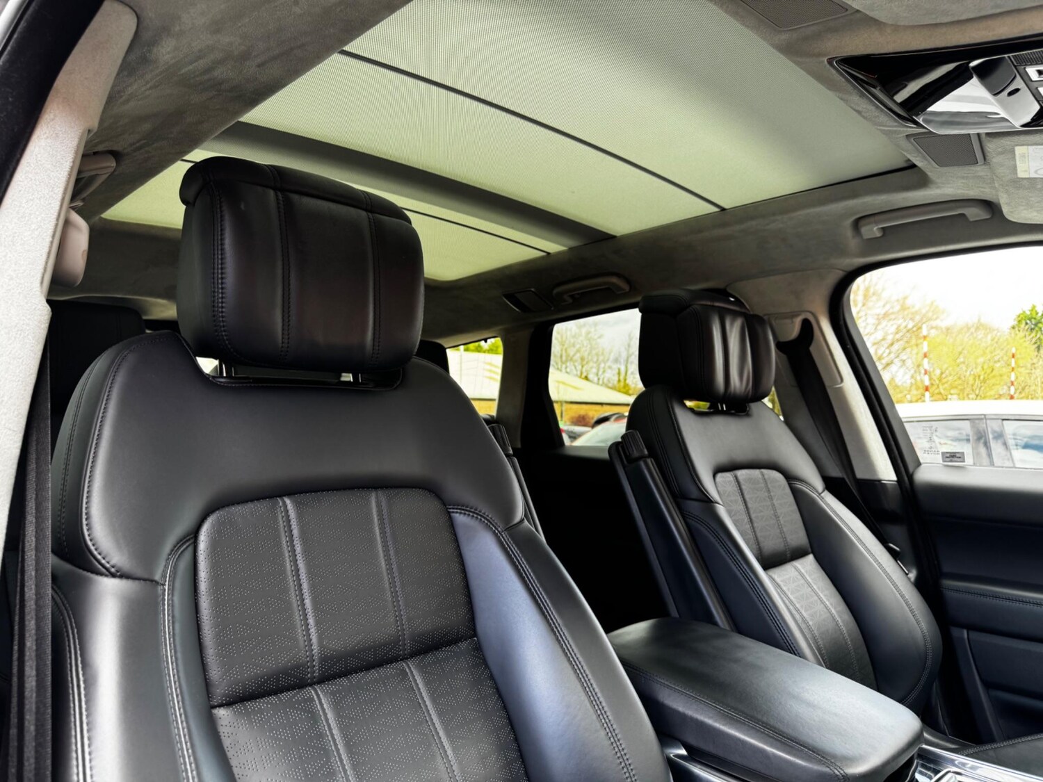 Used Land Rover Range Rover Sport 2019 for sale - 76995363: Photo 26