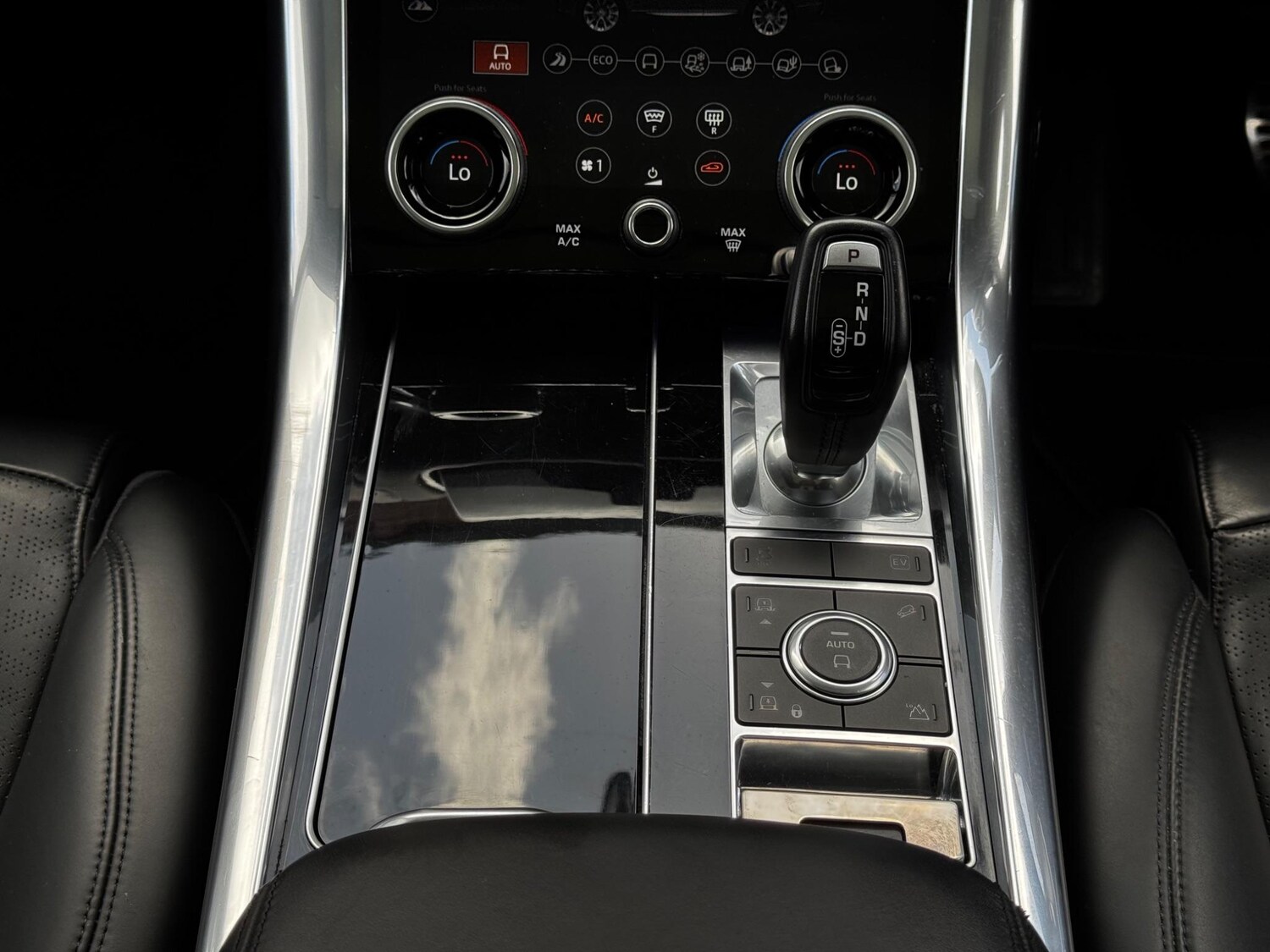 Used Land Rover Range Rover Sport 2019 for sale - 76995363: Photo 40