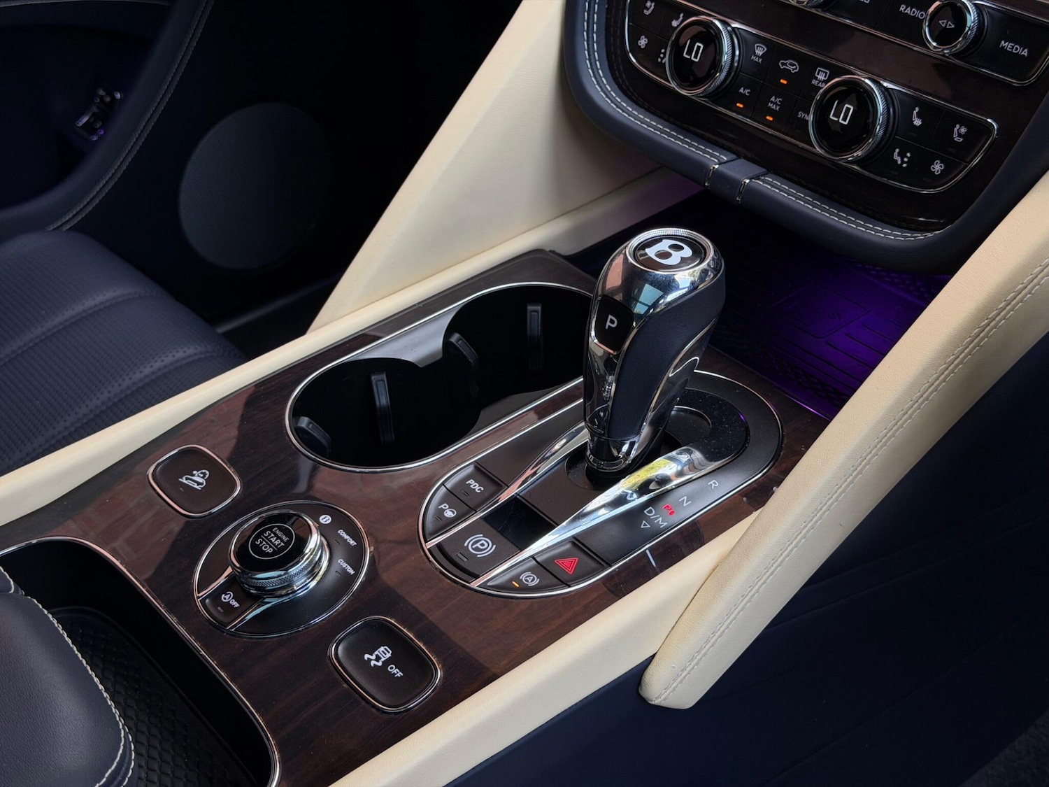 Used Bentley Bentayga 2022 for sale - 77982253: Photo 20