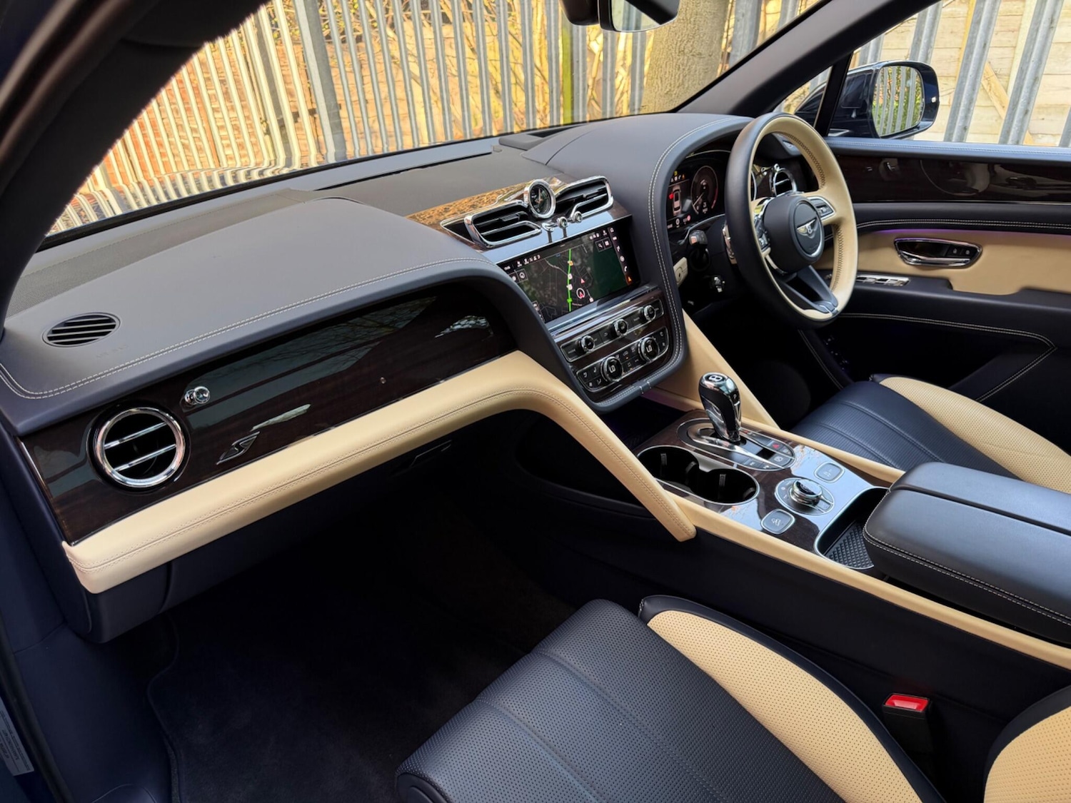 Used Bentley Bentayga 2022 for sale - 77982253: Photo 22