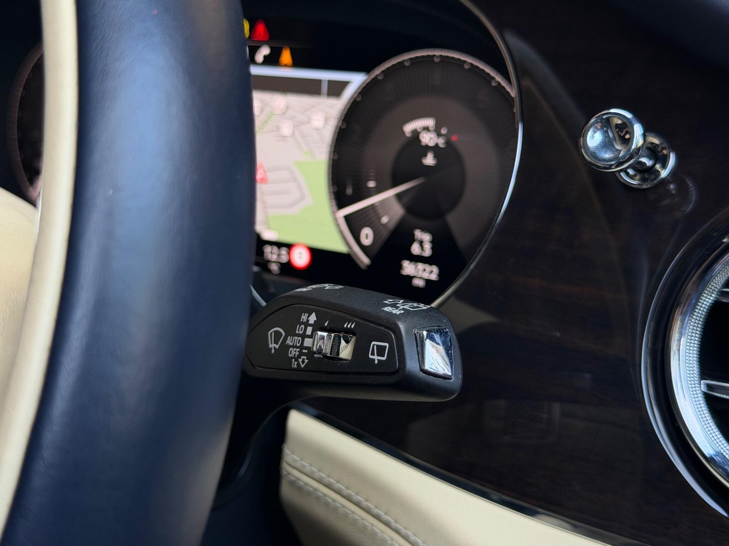 Used Bentley Bentayga 2022 for sale - 77982253: Photo 30