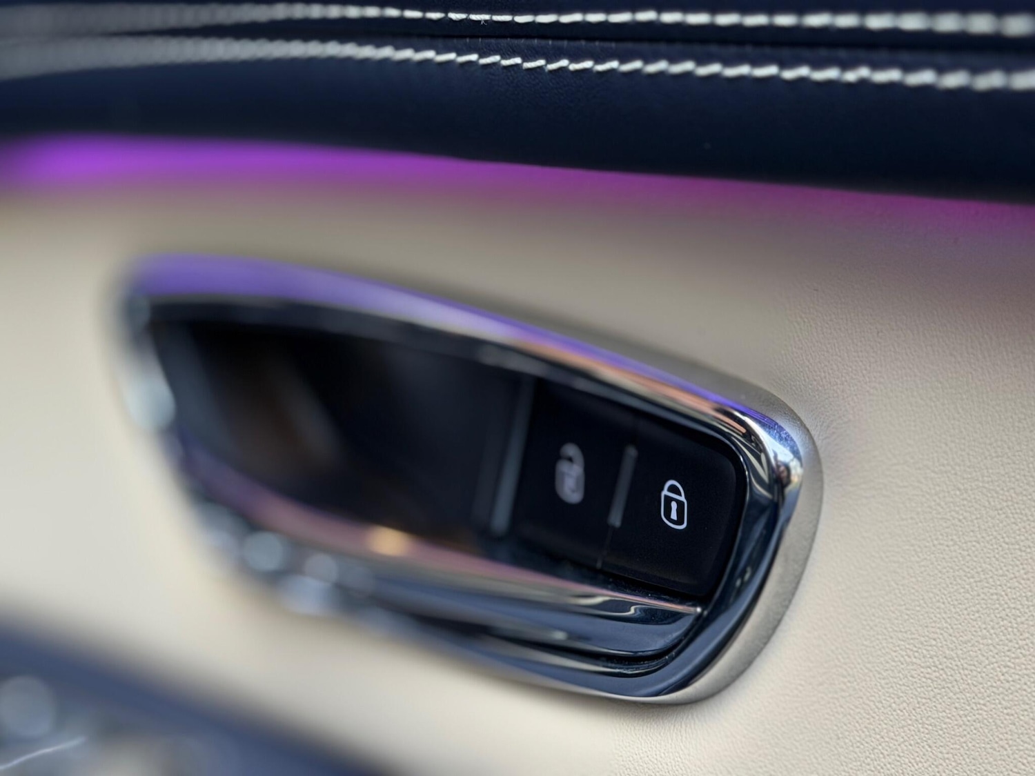 Used Bentley Bentayga 2022 for sale - 77982253: Photo 32