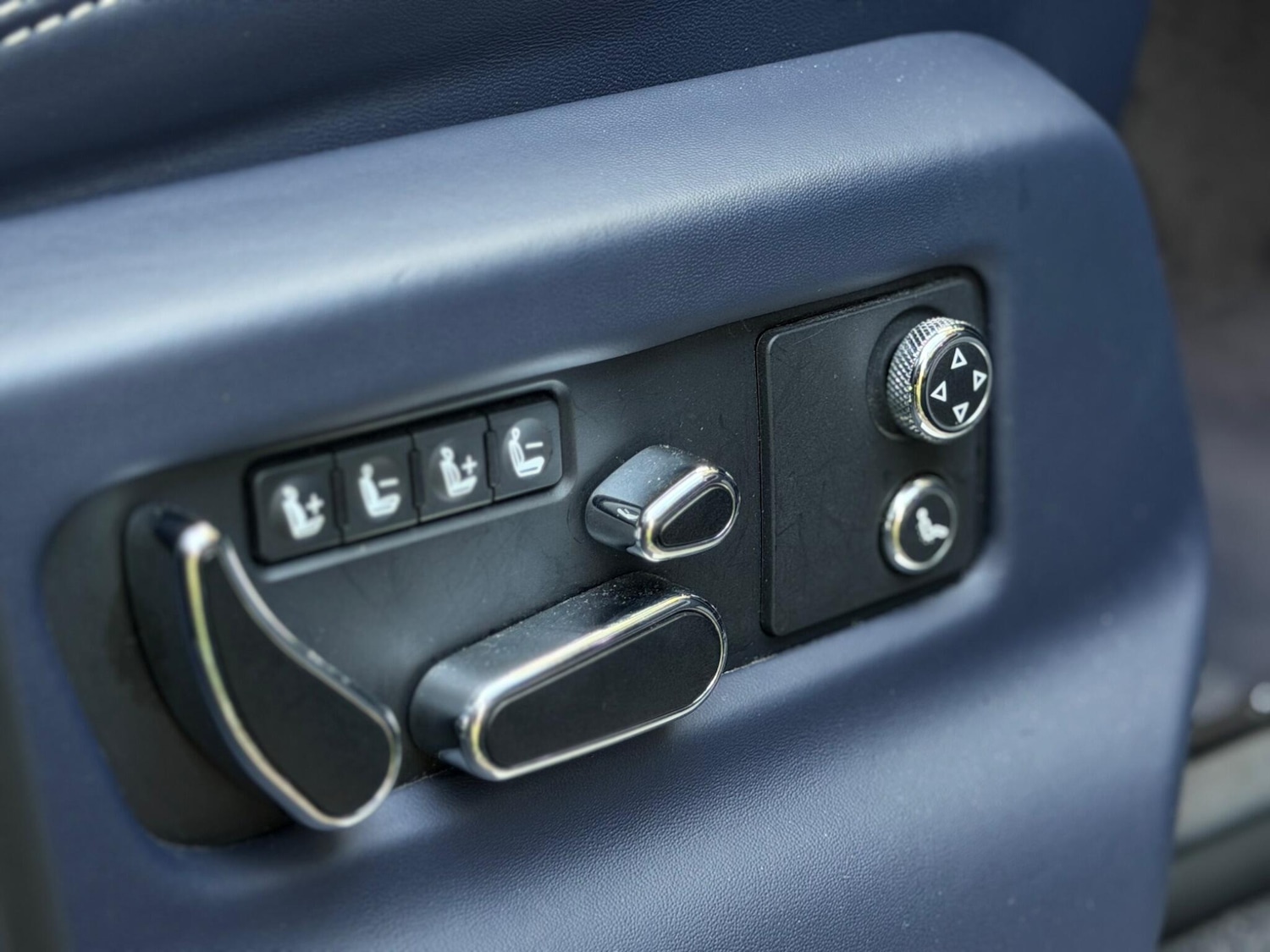 Used Bentley Bentayga 2022 for sale - 77982253: Photo 34