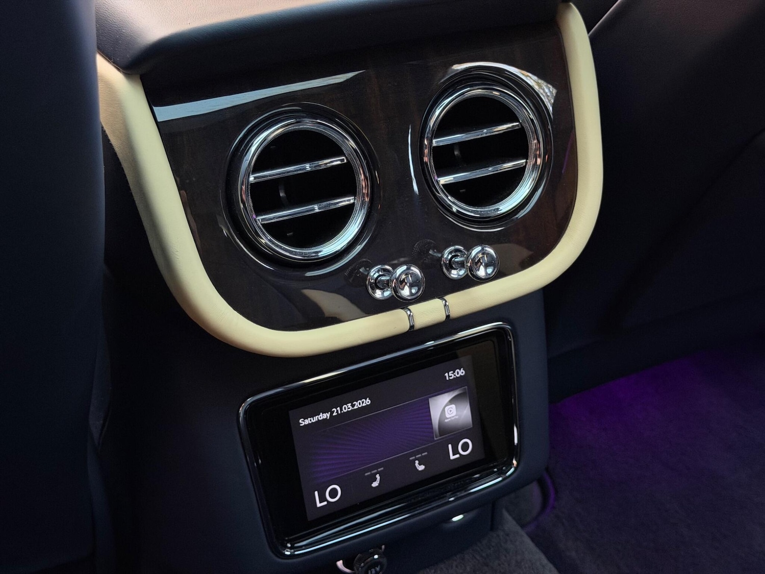 Used Bentley Bentayga 2022 for sale - 77982253: Photo 38