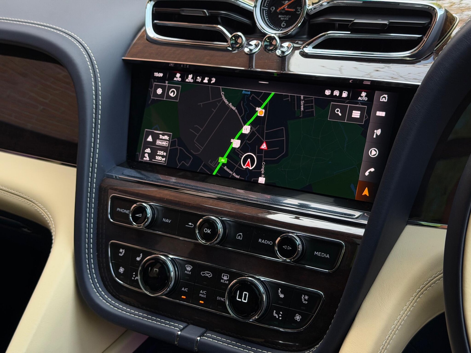 Used Bentley Bentayga 2022 for sale - 77982253: Photo 53