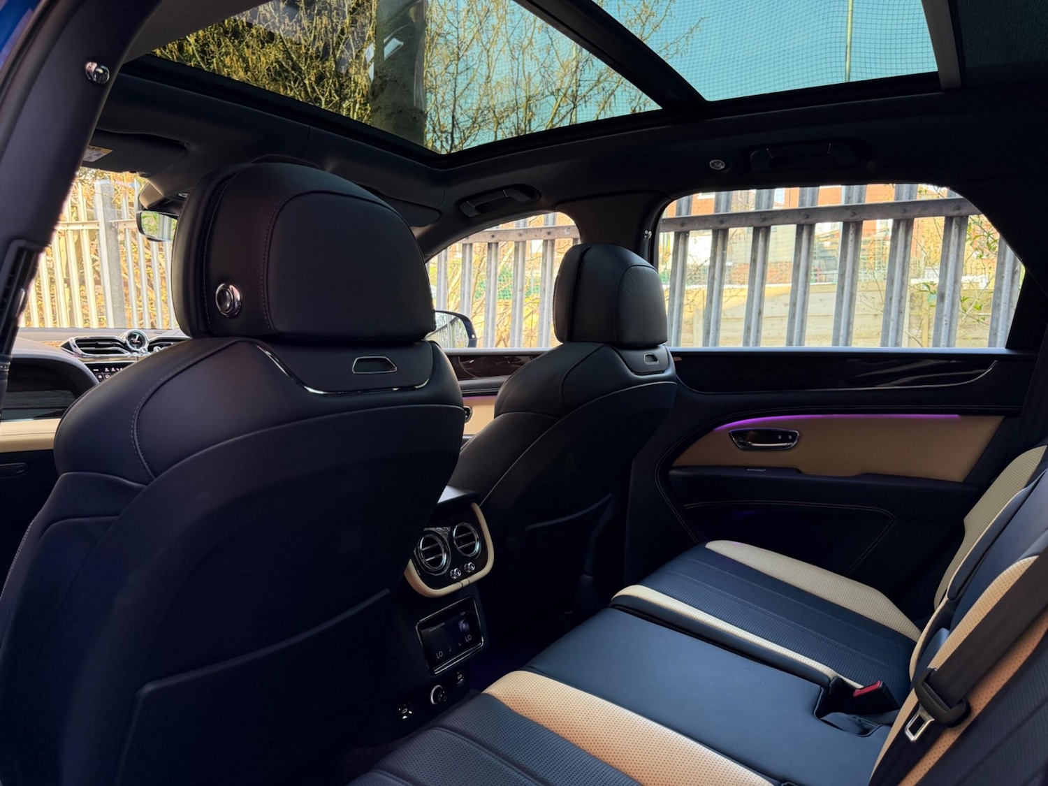 Used Bentley Bentayga 2022 for sale - 77982253: Photo 77