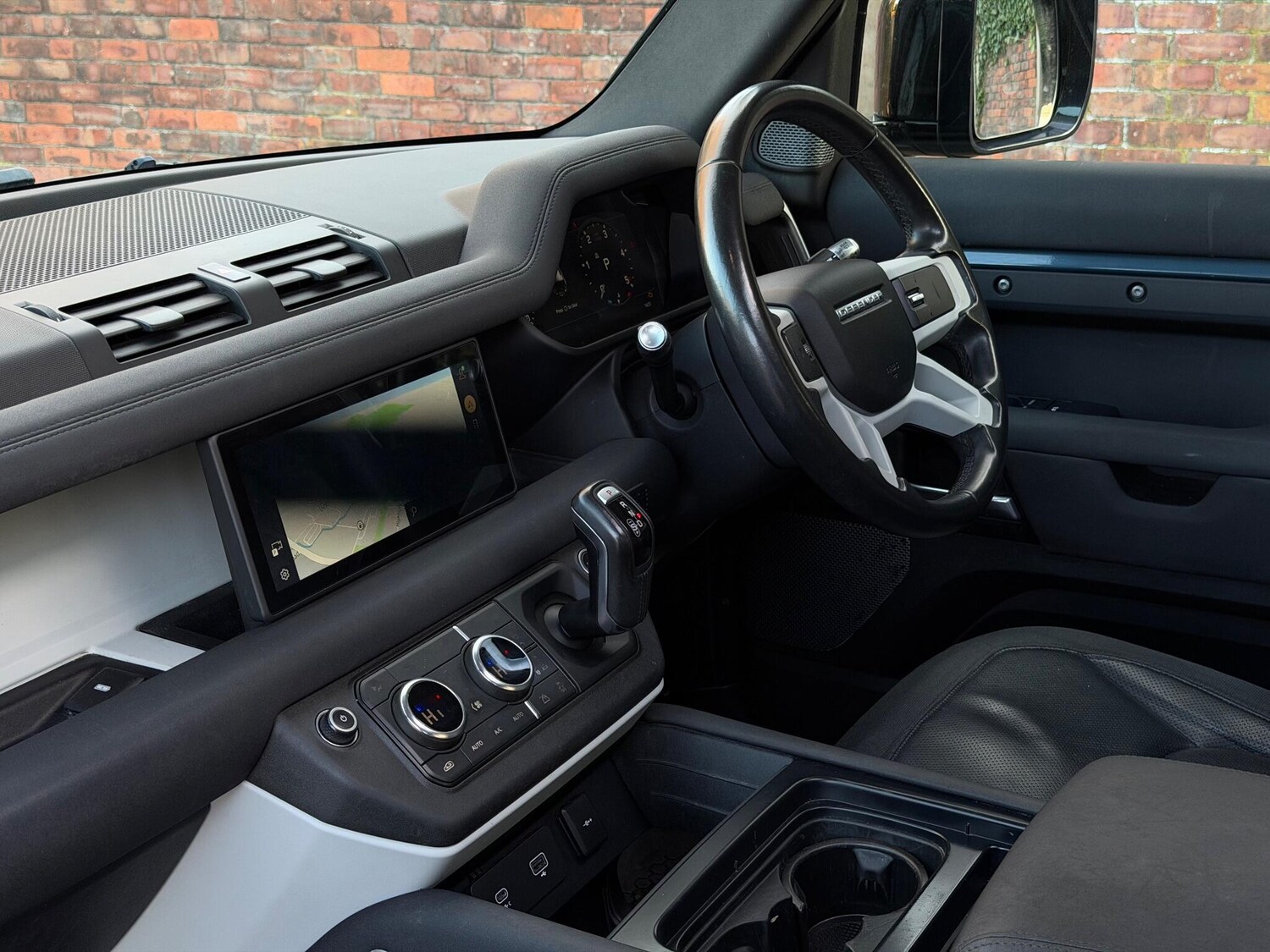 Used Land Rover Defender 2020 for sale - 77783440: Photo 20