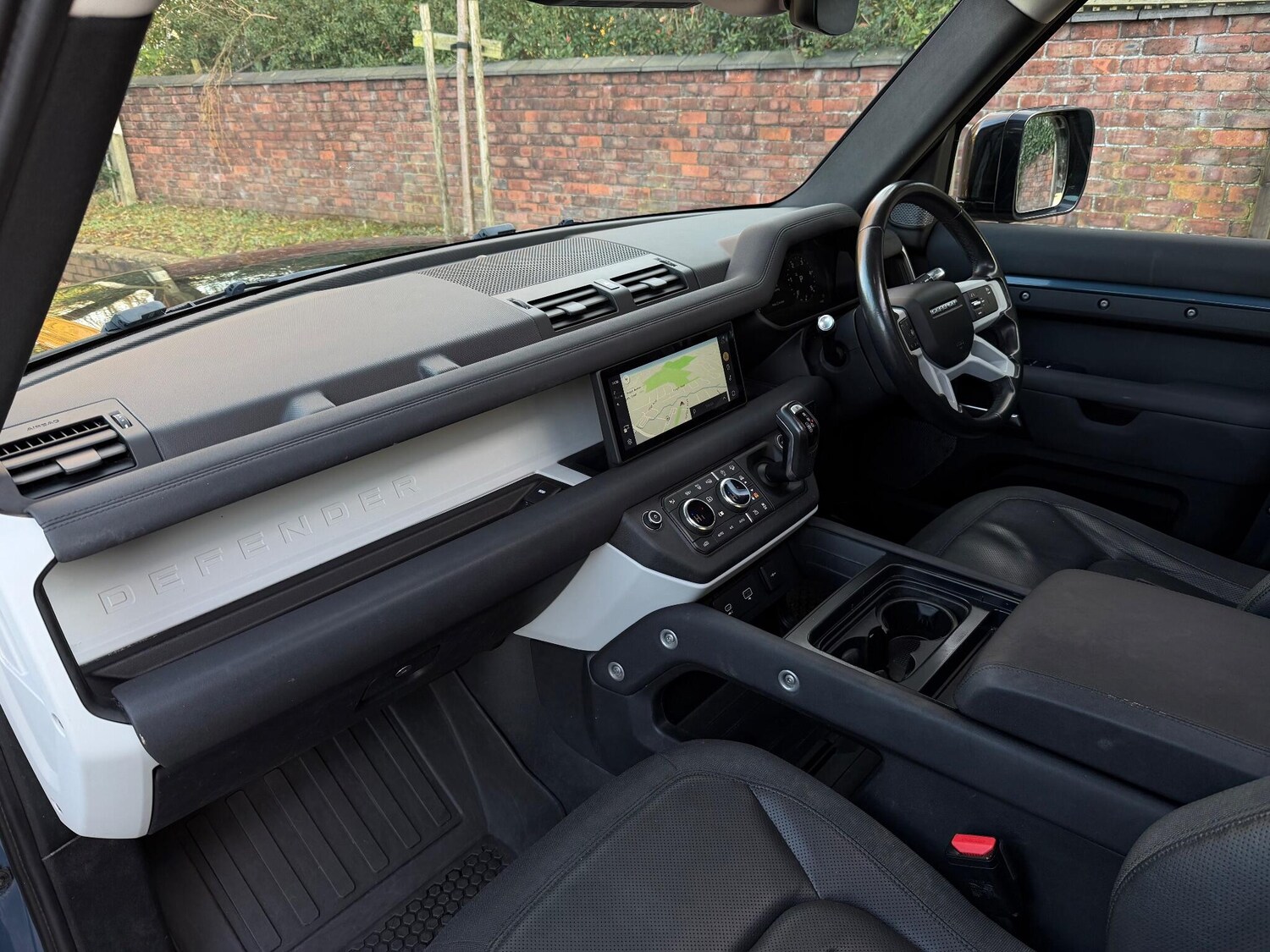 Used Land Rover Defender 2020 for sale - 77783440: Photo 21