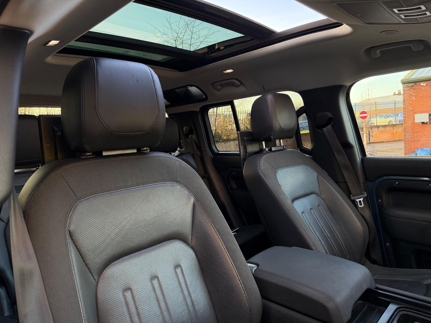 Used Land Rover Defender 2020 for sale - 77783440: Photo 23