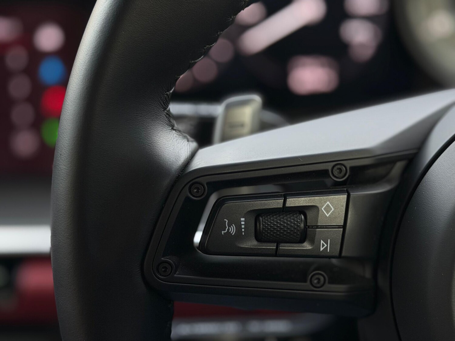 Used Porsche 911 2024 for sale - 77203900: Photo 39