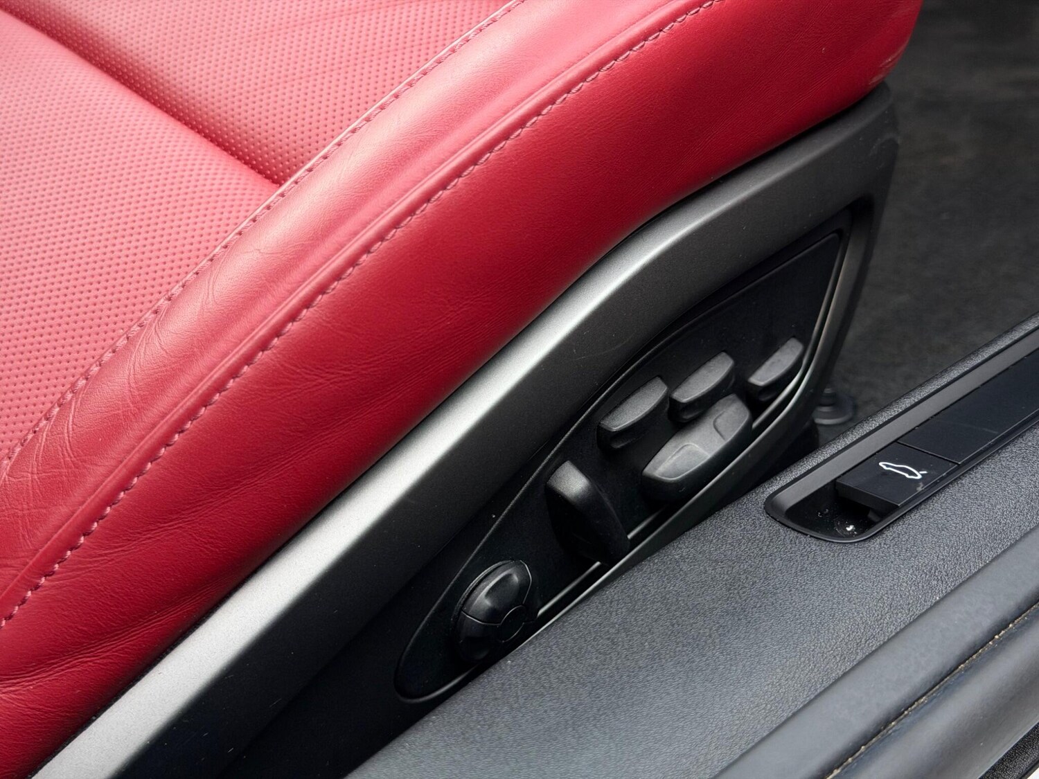 Used Porsche 911 2024 for sale - 77203900: Photo 71