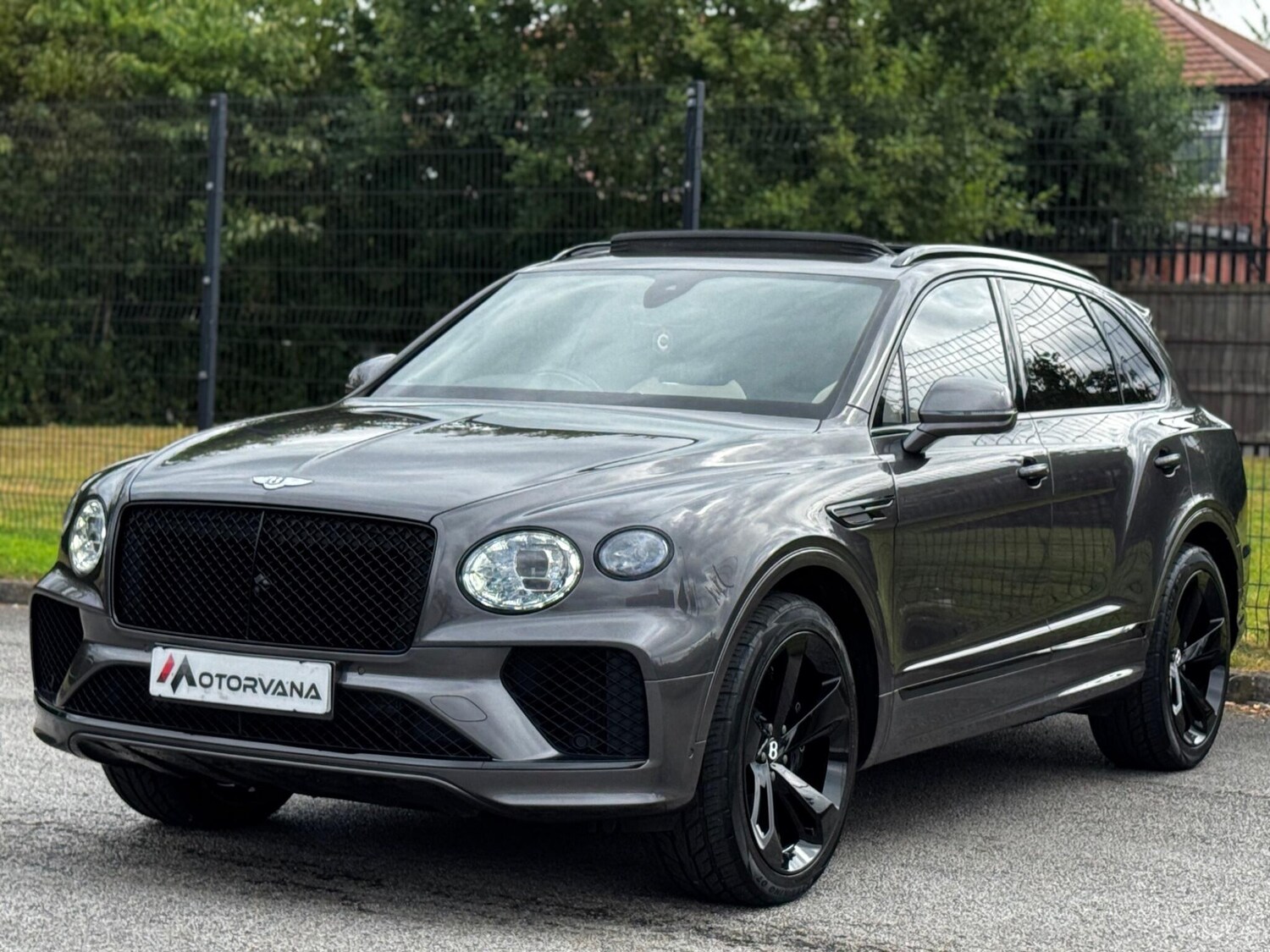 Used Bentley Bentayga 2023 for sale - 76562540: Photo 14