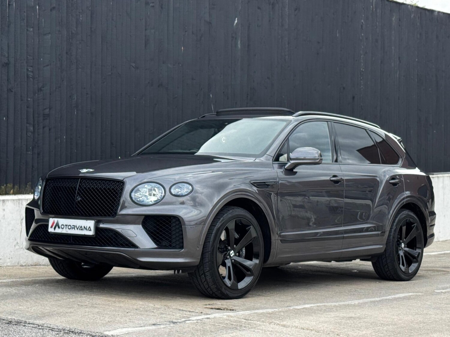 Used Bentley Bentayga 2023 for sale - 76562540: Photo 16