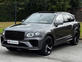 Used Bentley Bentayga 2023 for sale - 76562540: Photo