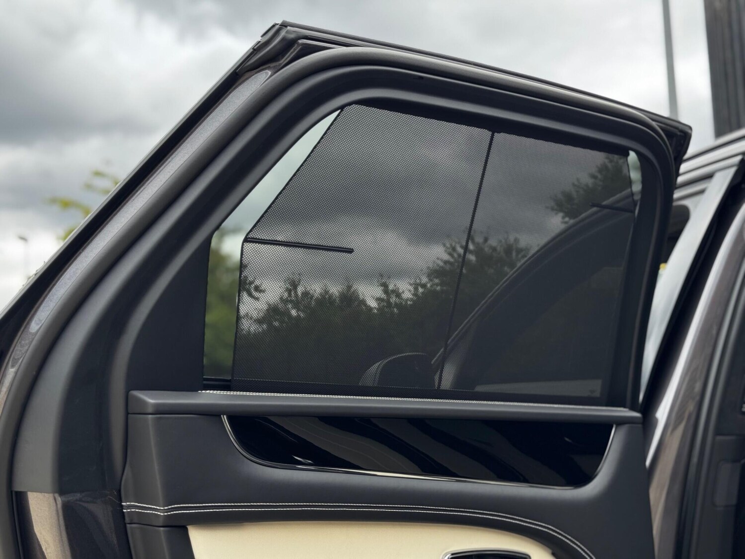 Used Bentley Bentayga 2023 for sale - 76562540: Photo 46