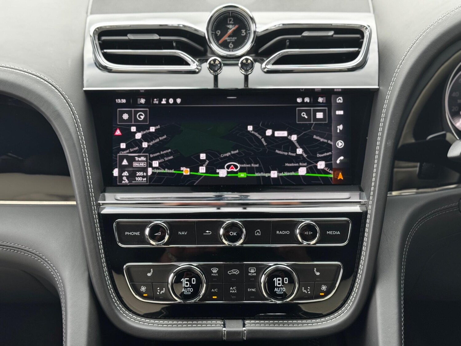 Used Bentley Bentayga 2023 for sale - 76562540: Photo 50