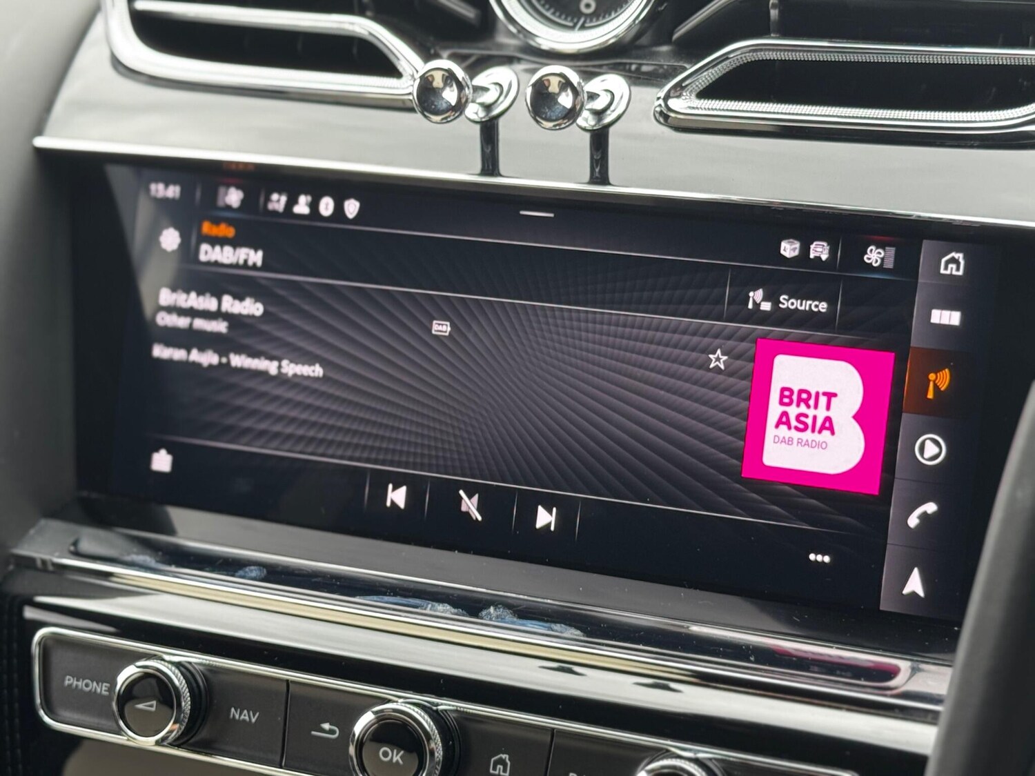 Used Bentley Bentayga 2023 for sale - 76562540: Photo 57