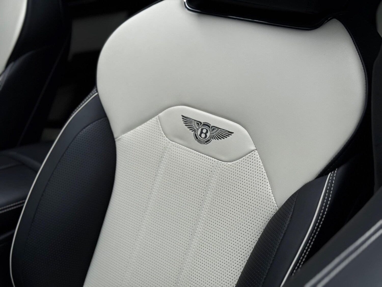 Used Bentley Bentayga 2023 for sale - 76562540: Photo 66