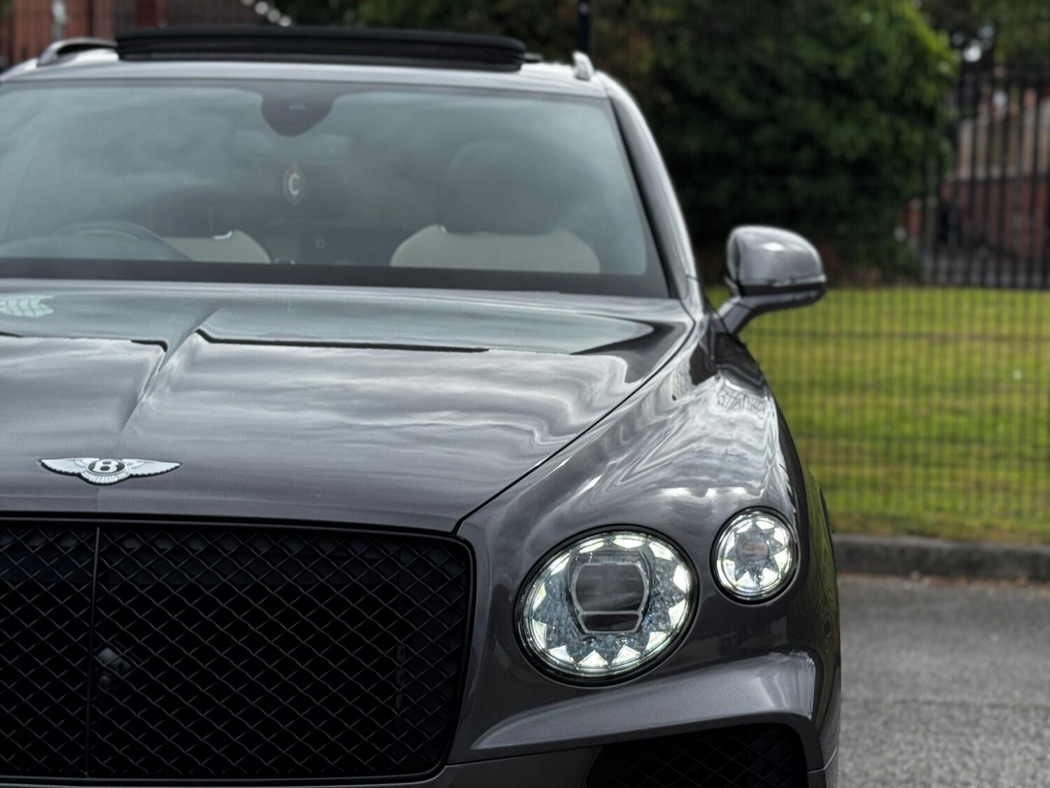 Used Bentley Bentayga 2023 for sale - 76562540: Photo 8