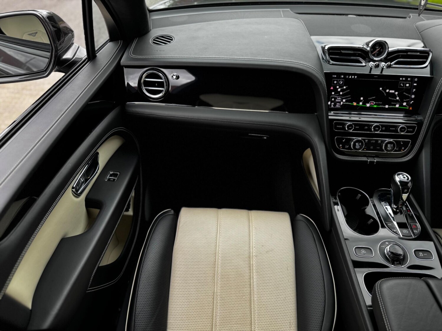 Used Bentley Bentayga 2023 for sale - 76562540: Photo 80