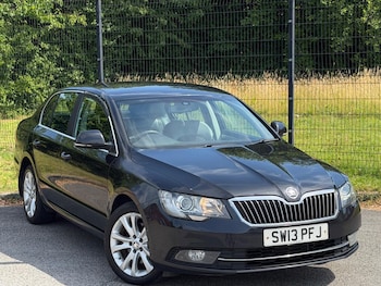 Used Skoda Superb 2013 for sale - 79553736: Photo