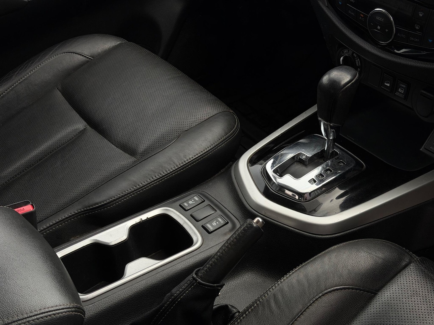 Used Nissan Navara 2018 for sale - 76562021: Photo 20