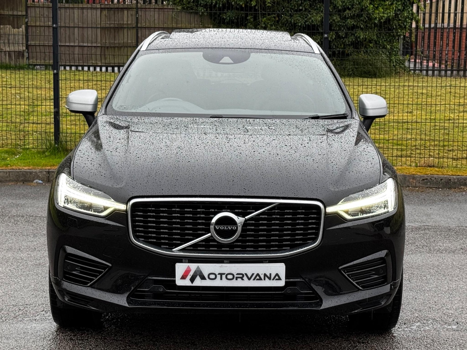 Used Volvo XC60 2019 for sale - 76561070: Photo 2