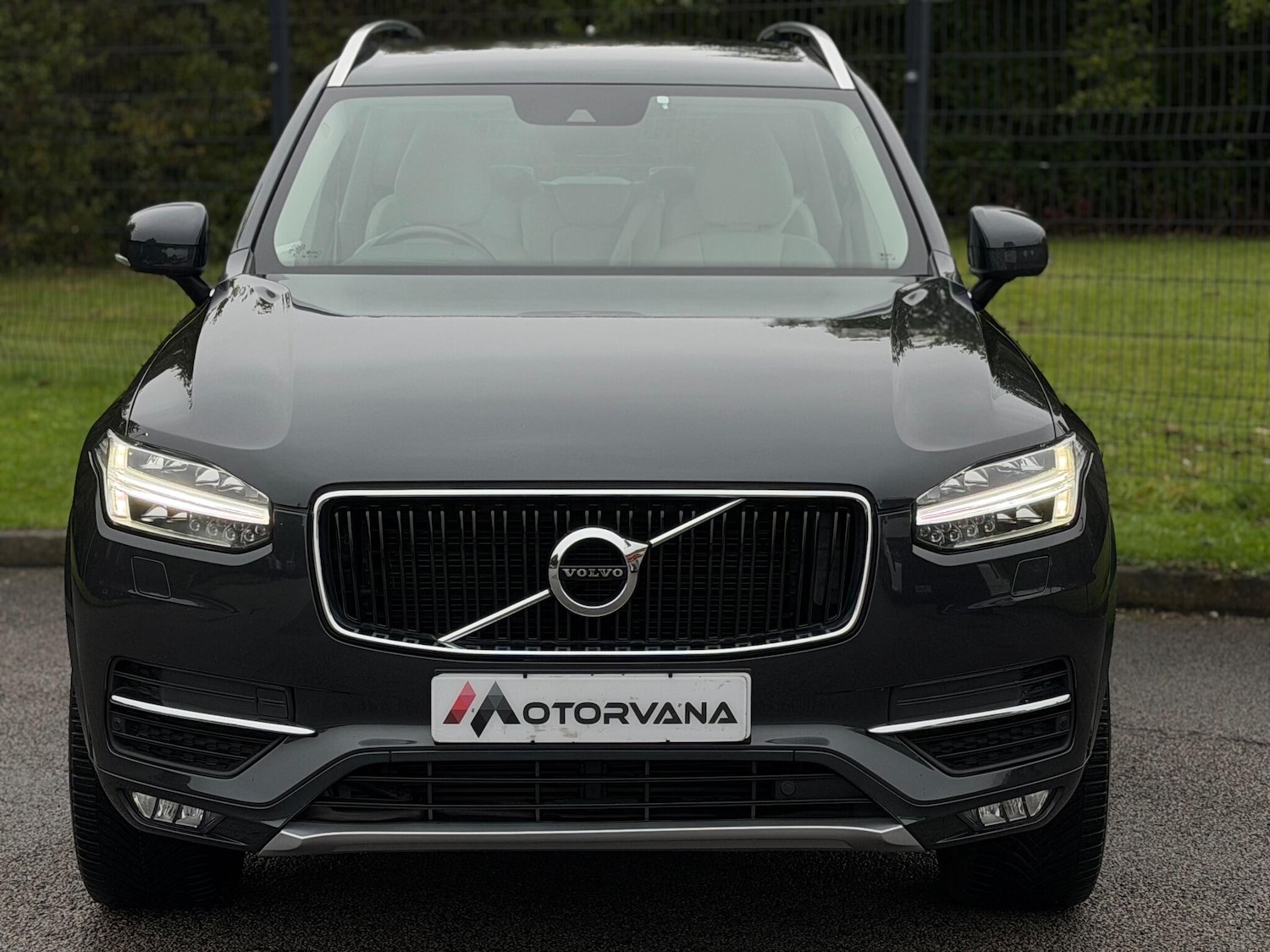 Used Volvo XC90 2018 for sale - 76561015: Photo 2