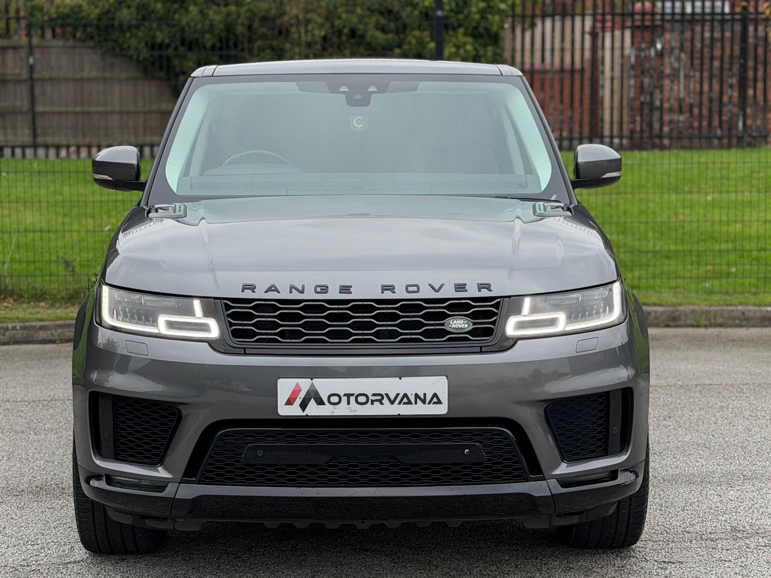 Used Land Rover Range Rover Sport 2018 for sale - 76560900: Photo 2