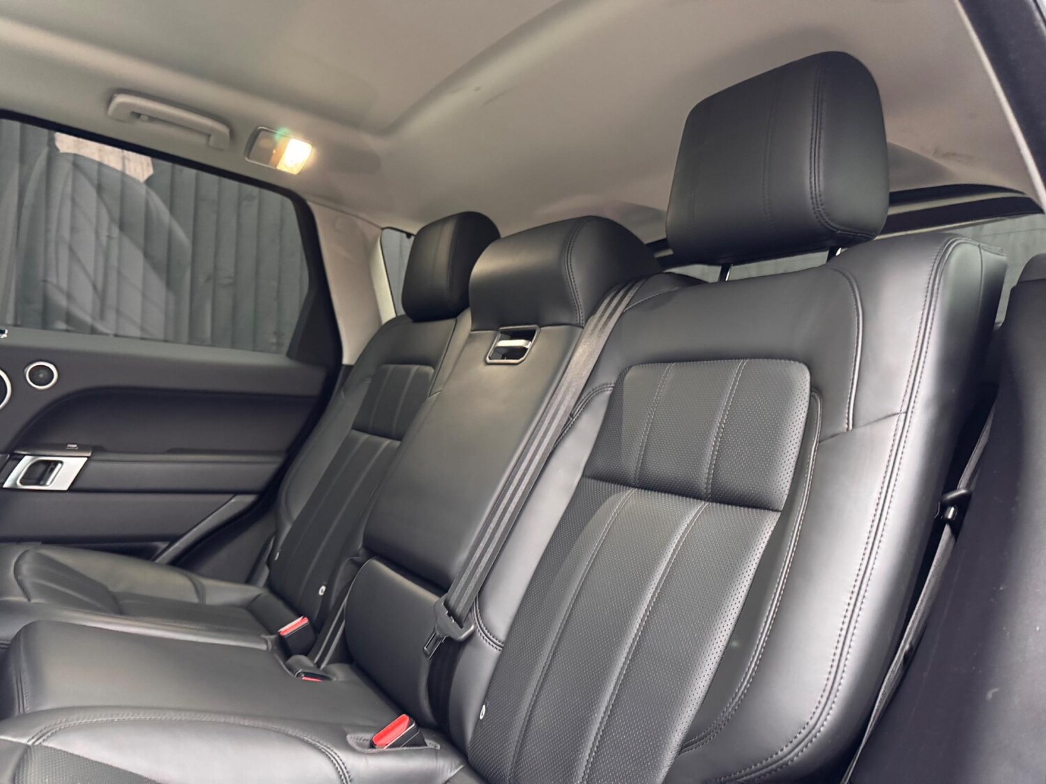 Used Land Rover Range Rover Sport 2018 for sale - 76560900: Photo 24