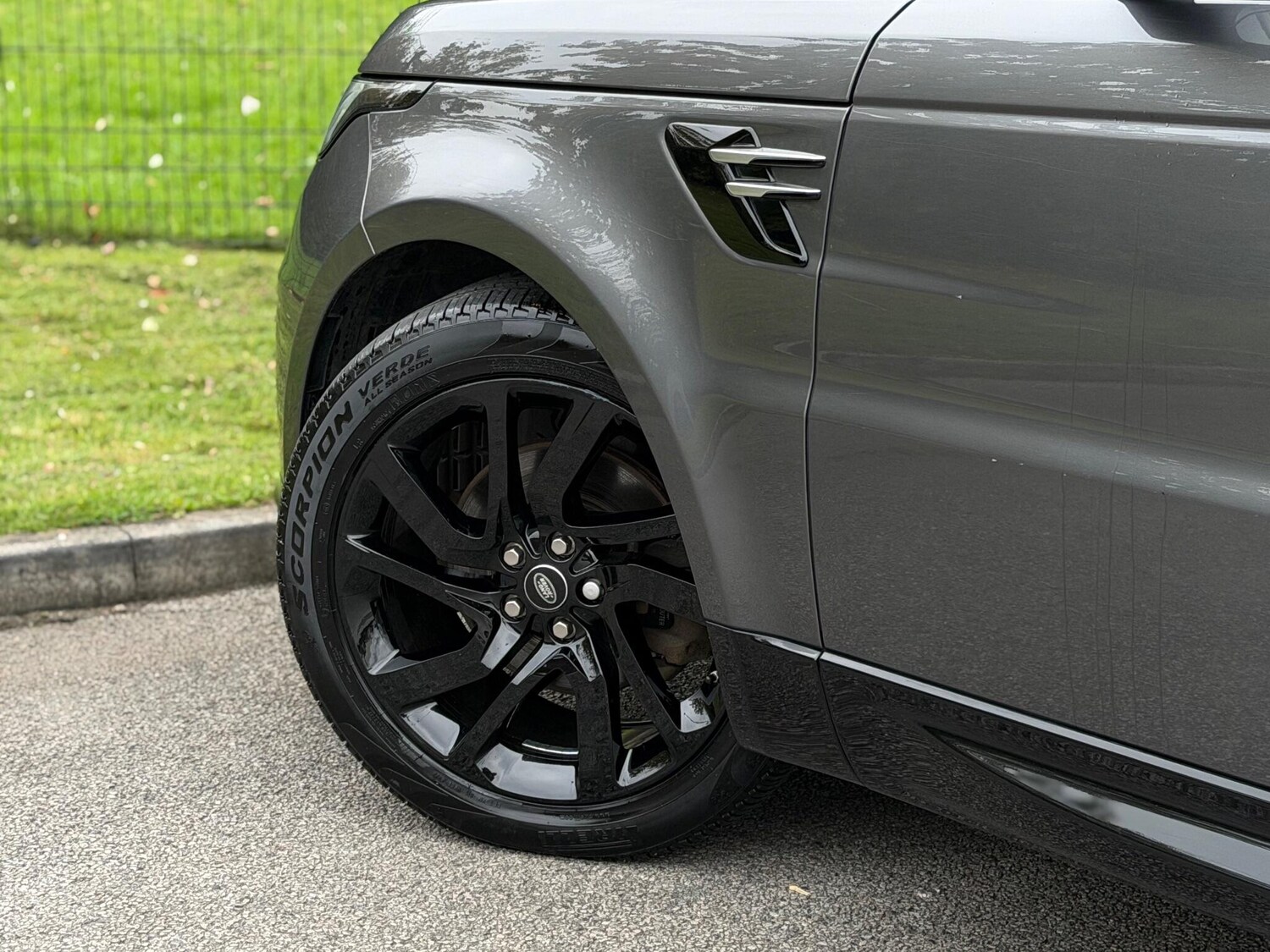 Used Land Rover Range Rover Sport 2018 for sale - 76560900: Photo 33